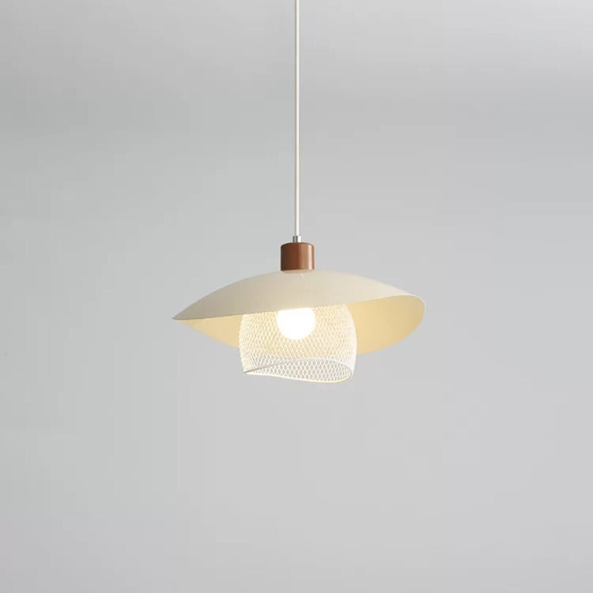 Elegant Dining Ambiance Modern LED Pendant Light