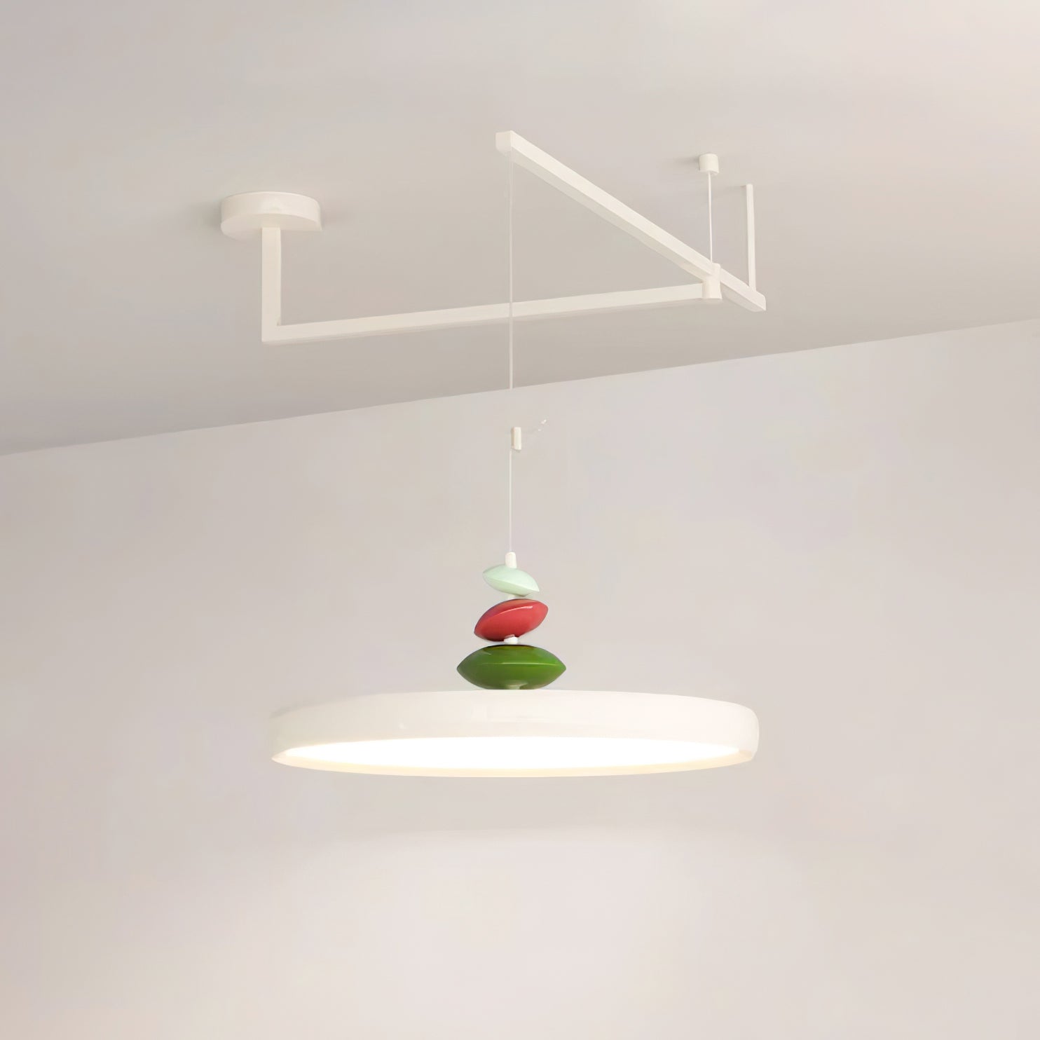 Modern Decor Metal Pendant Lamp With Round Acrylic Shade