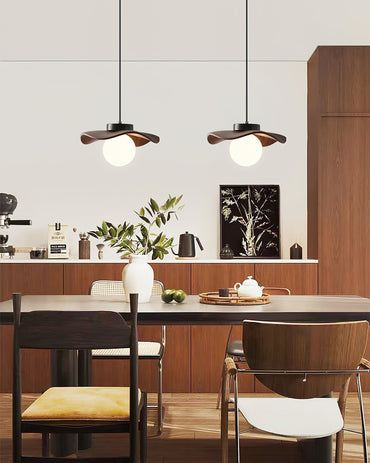 Minimalist Glass And Metal Pendant Lamp With Wavy Shade