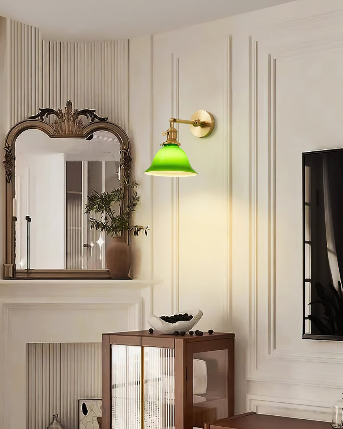 Adjustable Brass Wall Lamp For Bathrooms With Glass Shade