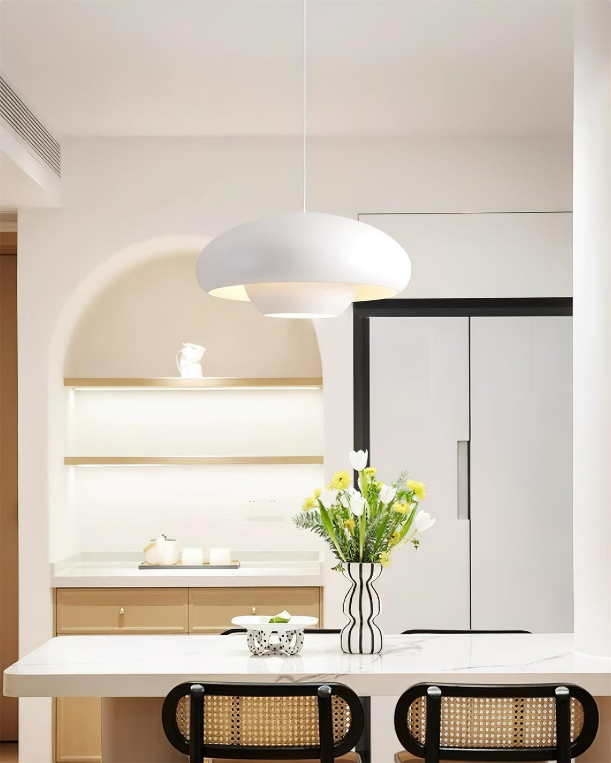 Dimmable Black Metal Pendant Light Fixture