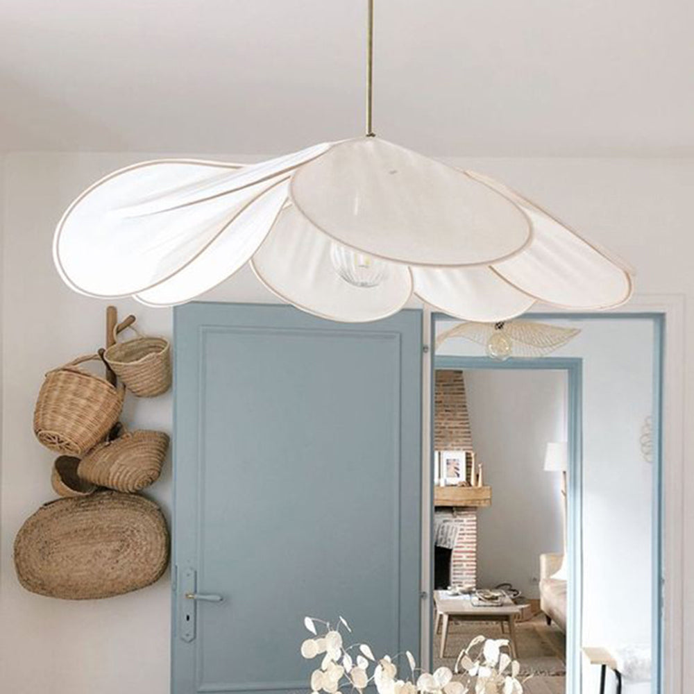 Warm Fabric Shade Pendant Light Ritta