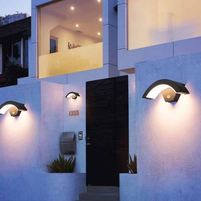 Black Outdoor Wall Light Nordic Weatherproof Arc LED