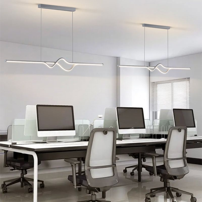 Rust Resistant Metal Finish Modern Linear Pendant Light