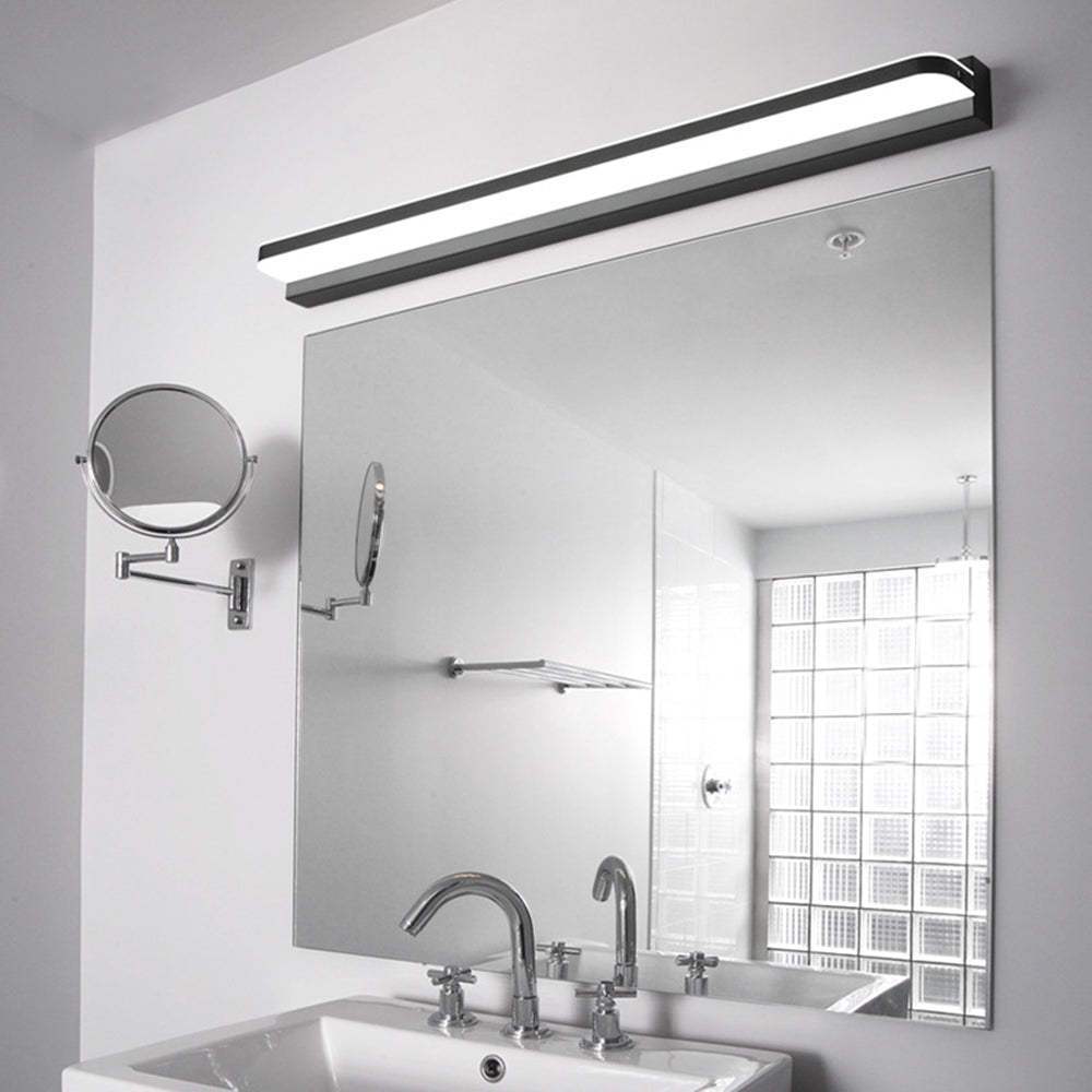 Modern Rectangular Bathroom Wall Light With Mirror Finish