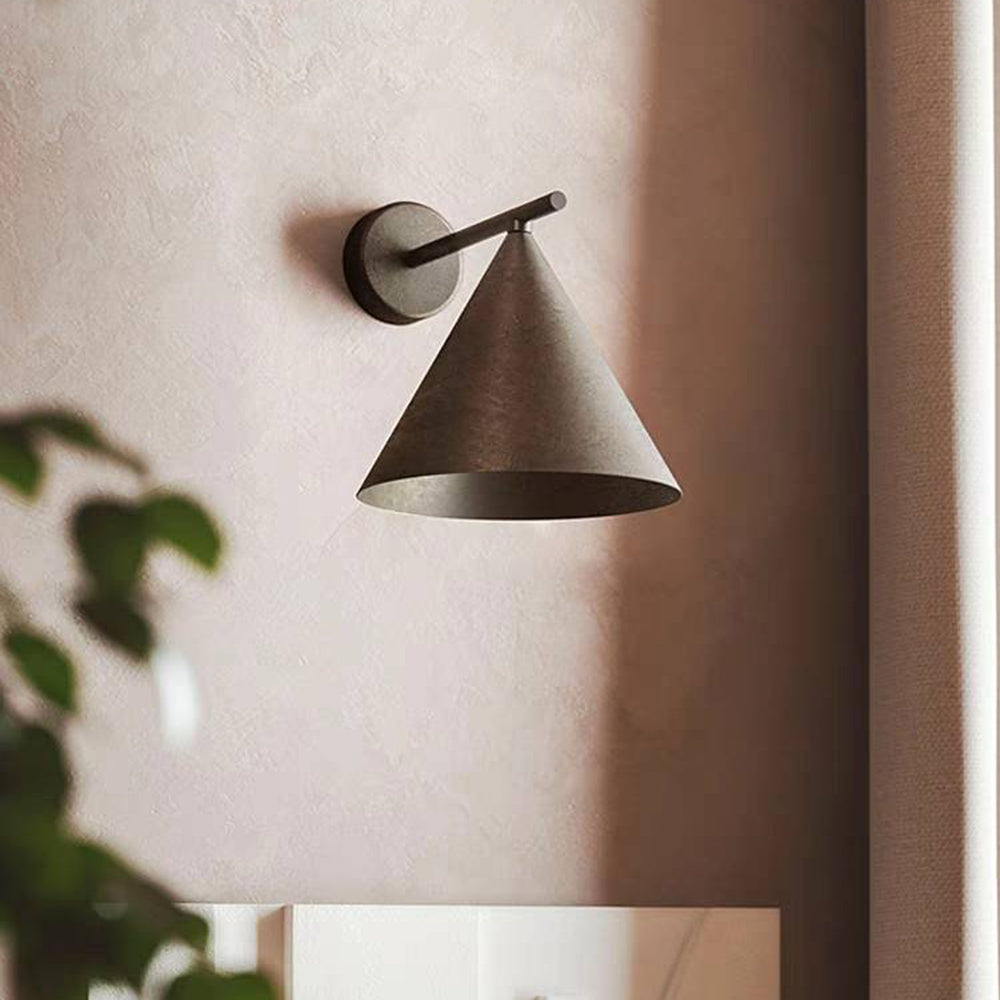 Black Gold IP65 Waterproof Minimalist Outdoor Metal Cone Light