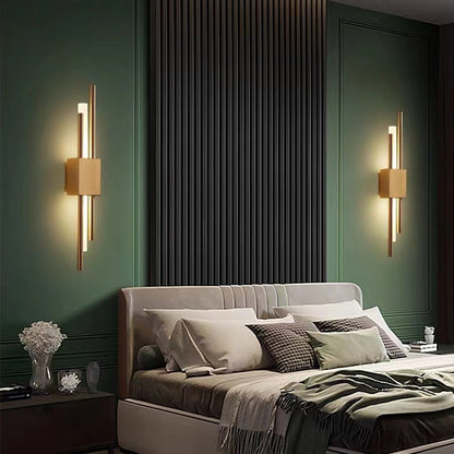 LED Wall Light With Warm White Glow In Marble And Metal