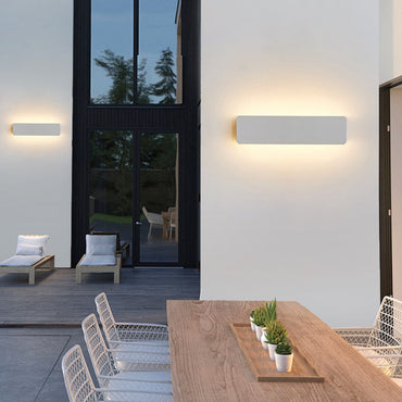 White Finish LED Metal Rotatable Wall Lamp For Indoor Use