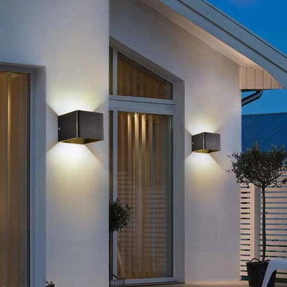 Adjustable Beam Outdoor LED Square Wall Light