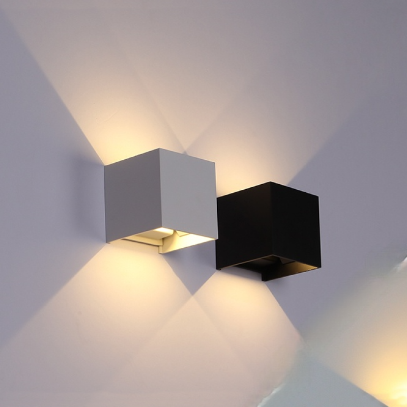 Adjustable Beam Outdoor LED Square Wall Light