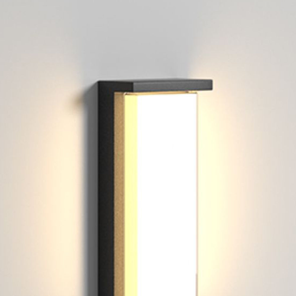 Minimalist Black Outdoor Metal Wall Light Rectangular Garden Light
