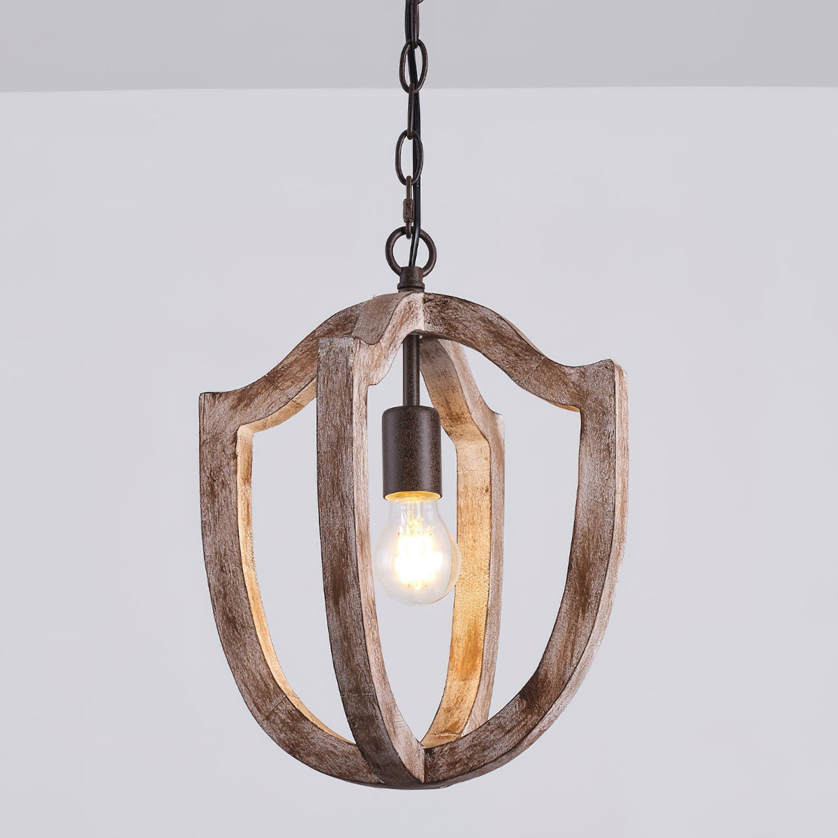 Wooden Shade Pendant Lamp With Creative Iron