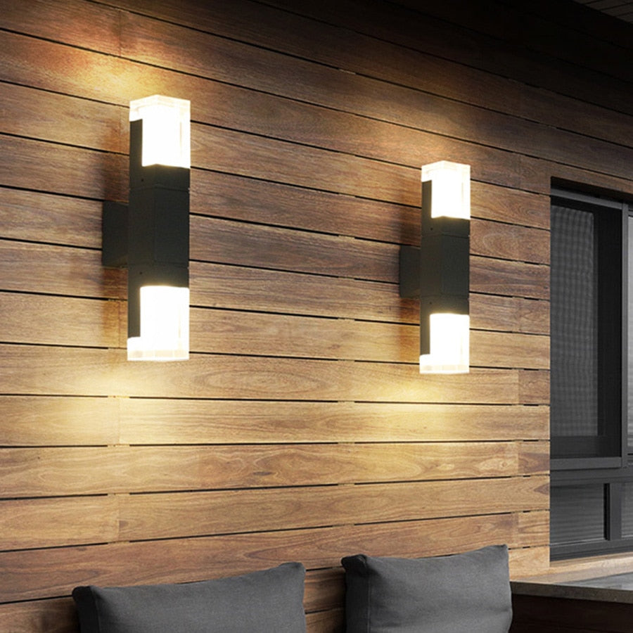 IP65 Rated Outdoor Metal Double Head Rectangular Wall Light