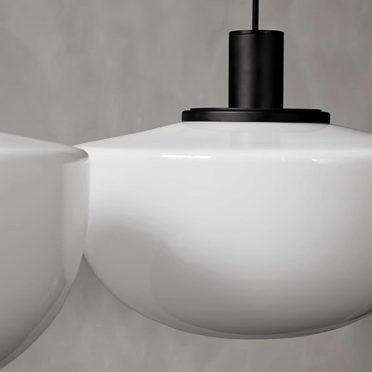 Calm Ambience Pendant Lamp With Metal Mount And Glass Dome
