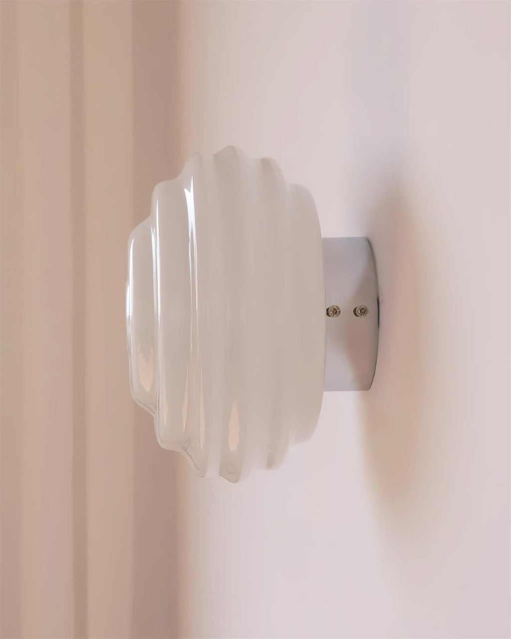 Wall Light With Metal Frame Dimmable Ribbed Glass