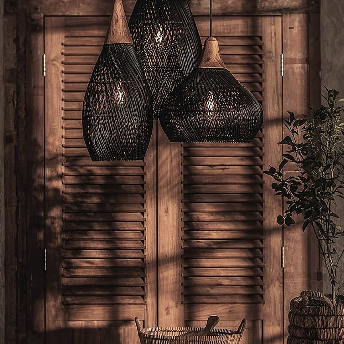 Cozy Living Room Ambience Braided Rattan Pendant Lamp