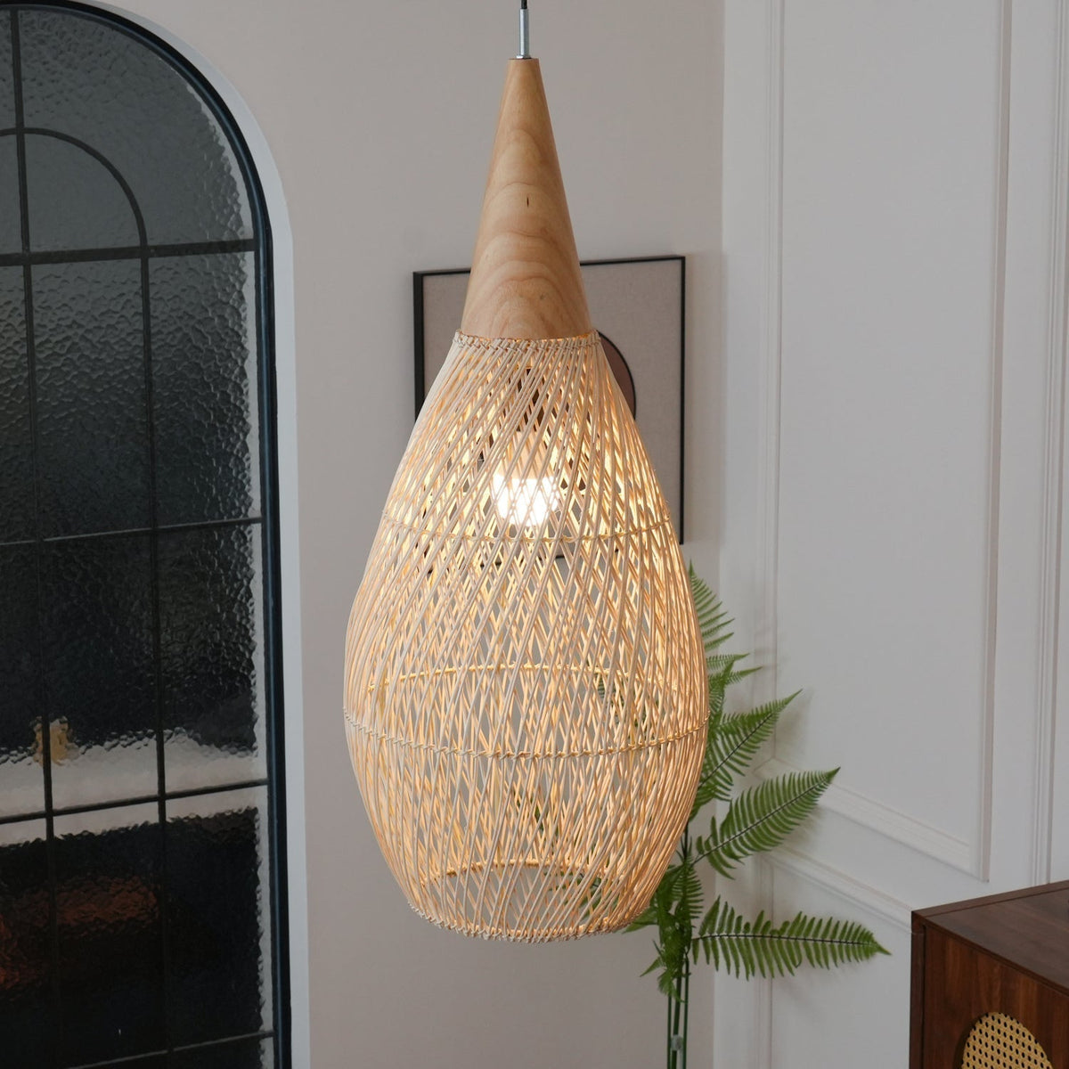 Cozy Living Room Ambience Braided Rattan Pendant Lamp
