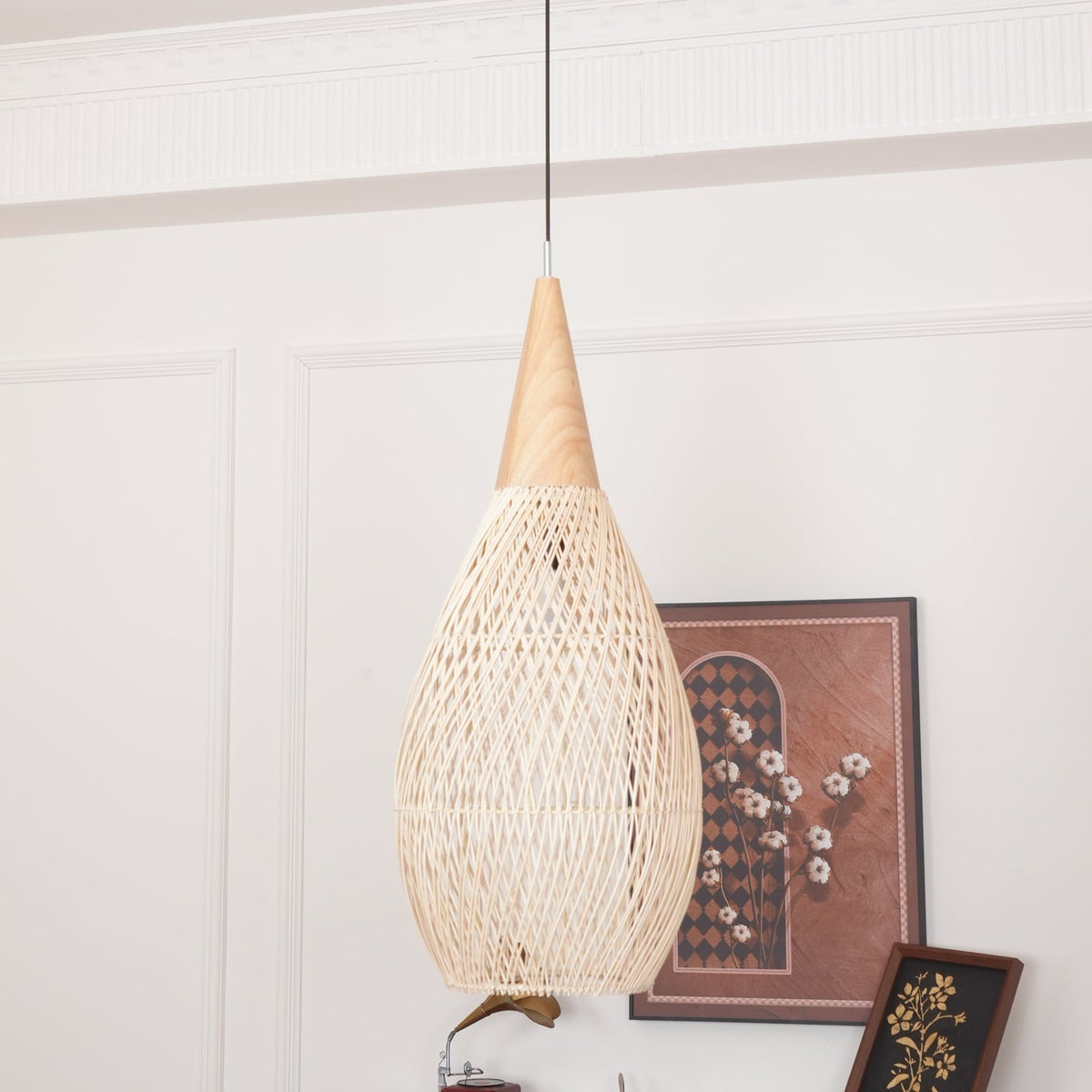 Cozy Living Room Ambience Braided Rattan Pendant Lamp