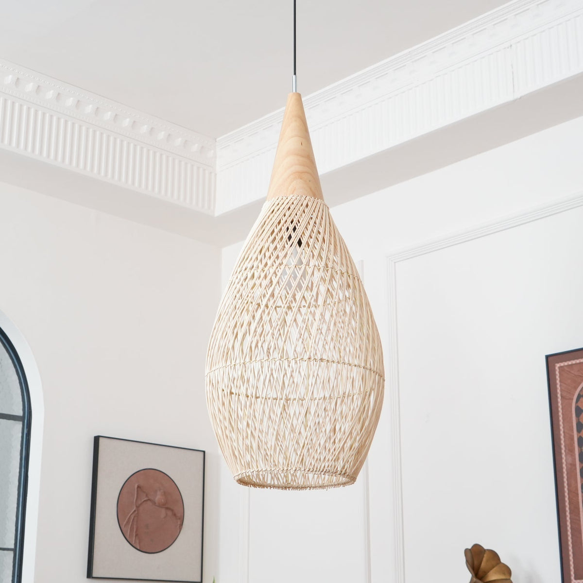 Cozy Living Room Ambience Braided Rattan Pendant Lamp