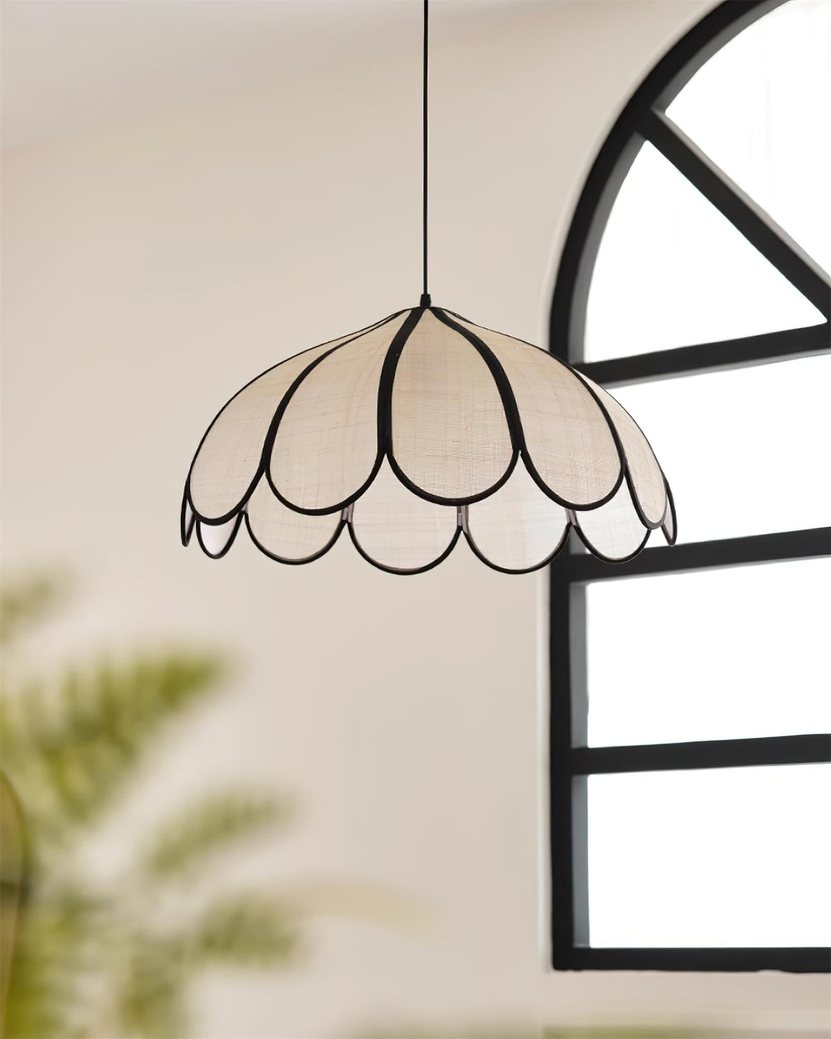 Warm Ambience Scalloped Plant Fiber Pendant Lamp
