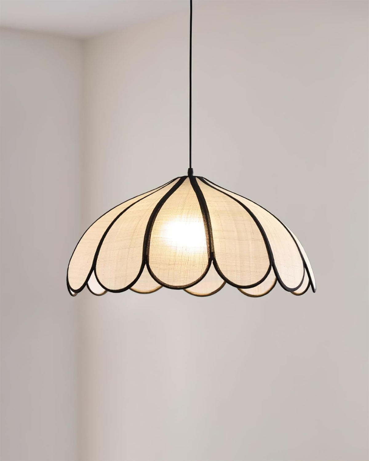 Warm Ambience Scalloped Plant Fiber Pendant Lamp