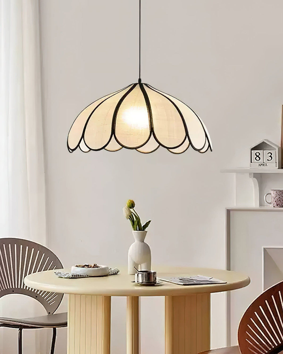 Warm Ambience Scalloped Plant Fiber Pendant Lamp