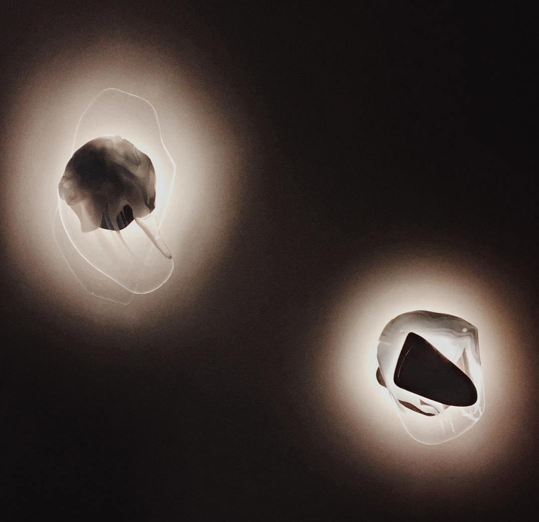 Wall Glass Swirl Black Matte