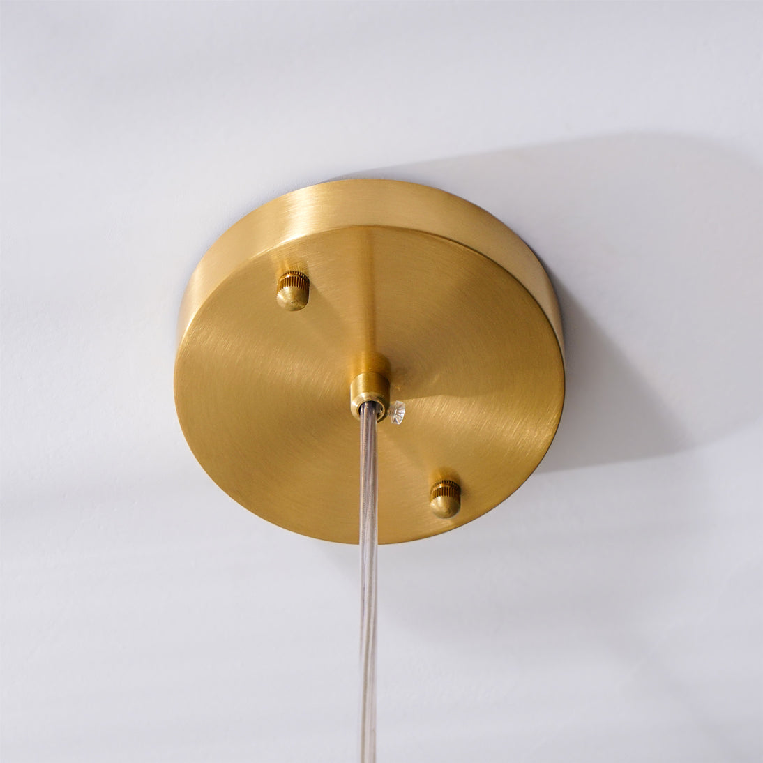 Pendant Lamp for Elegant Ambience in Goose Alabaster Brass