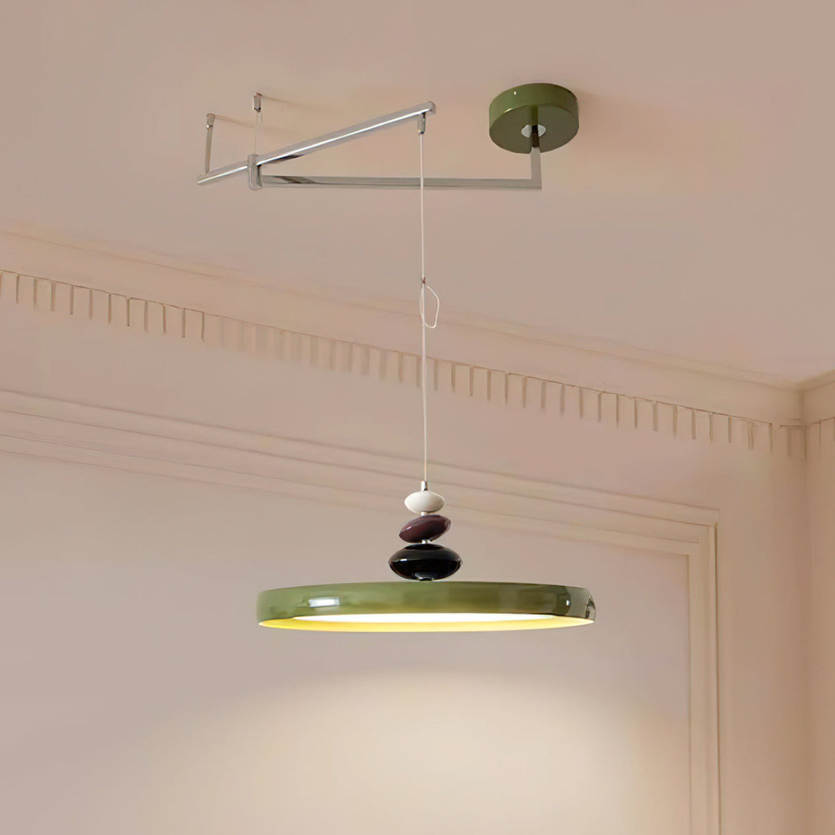 Modern Decor Metal Pendant Lamp With Round Acrylic Shade