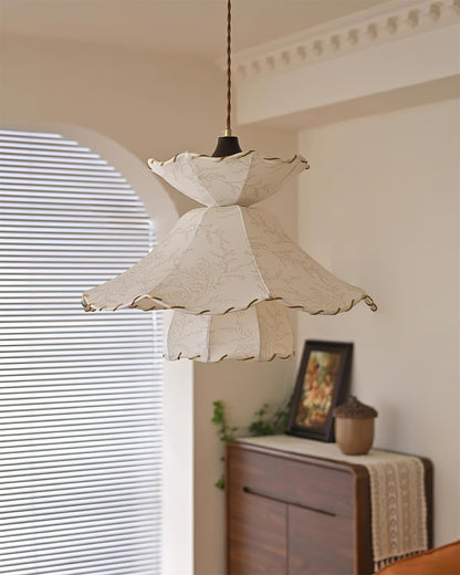 Soft Lighting Minimalist Fabric Scalloped Pendant Lamp