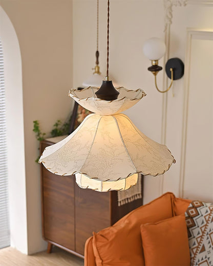 Soft Lighting Minimalist Fabric Scalloped Pendant Lamp