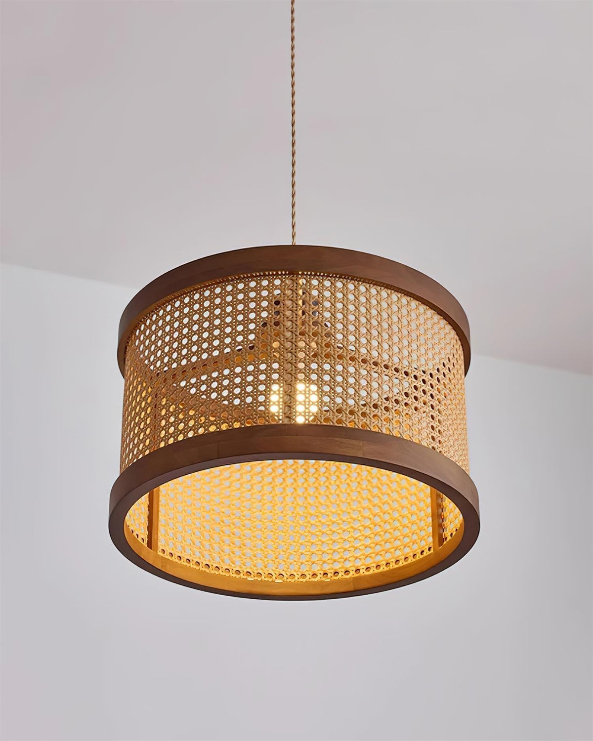 Warm Natural Ambience Handwoven Rattan Pendant Lamp
