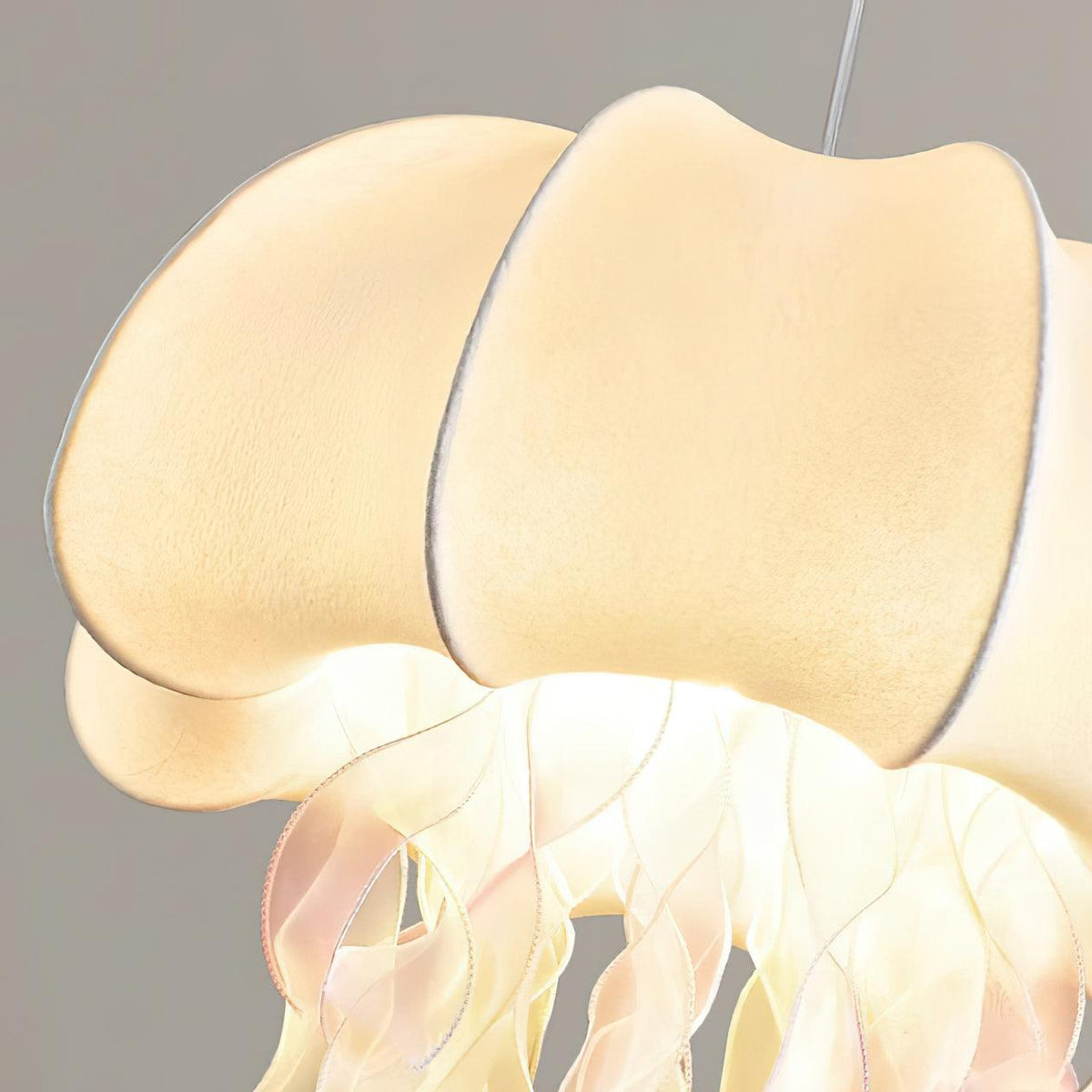 Lamp With Iridescent Glow Jellyfish Pendant