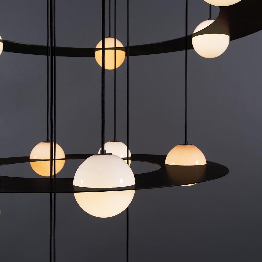 Adjustable Height Black Glass Pendant Lamp Selan