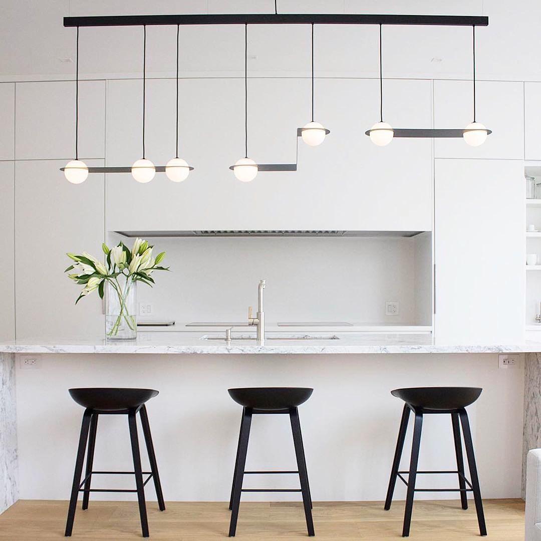 Adjustable Height Black Glass Pendant Lamp Selan