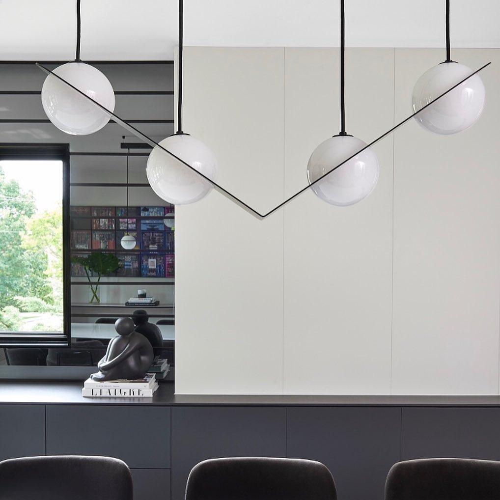 Adjustable Height Black Glass Pendant Lamp Selan