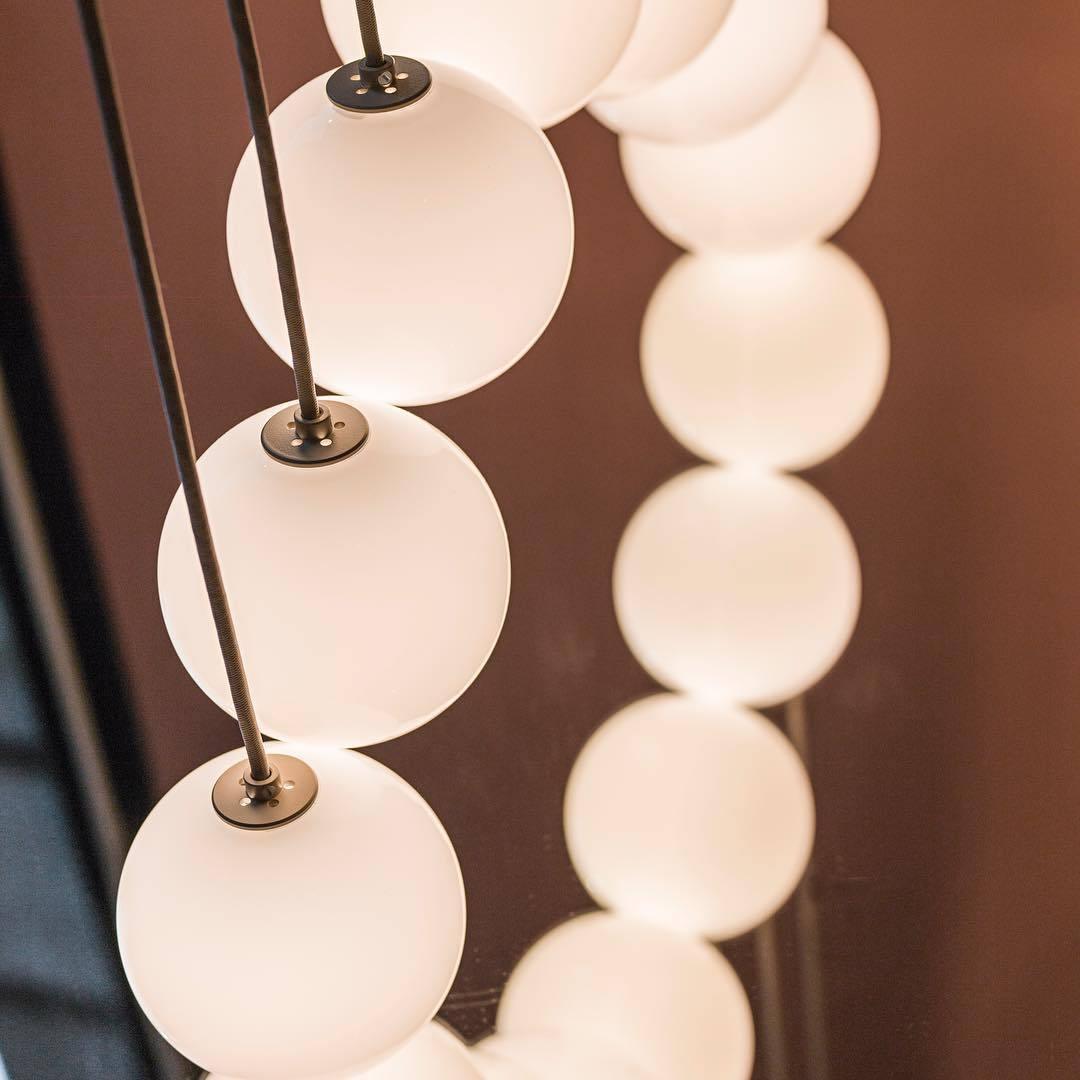 Adjustable Height Black Glass Pendant Lamp Selan