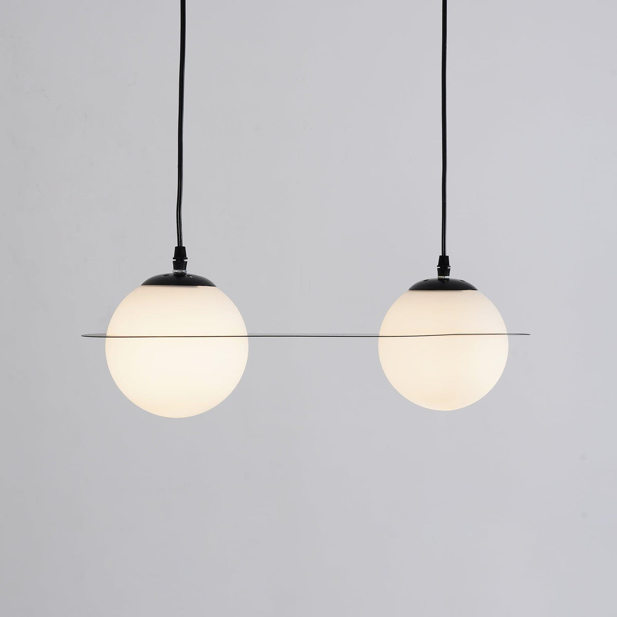 Adjustable Height Black Glass Pendant Lamp Selan