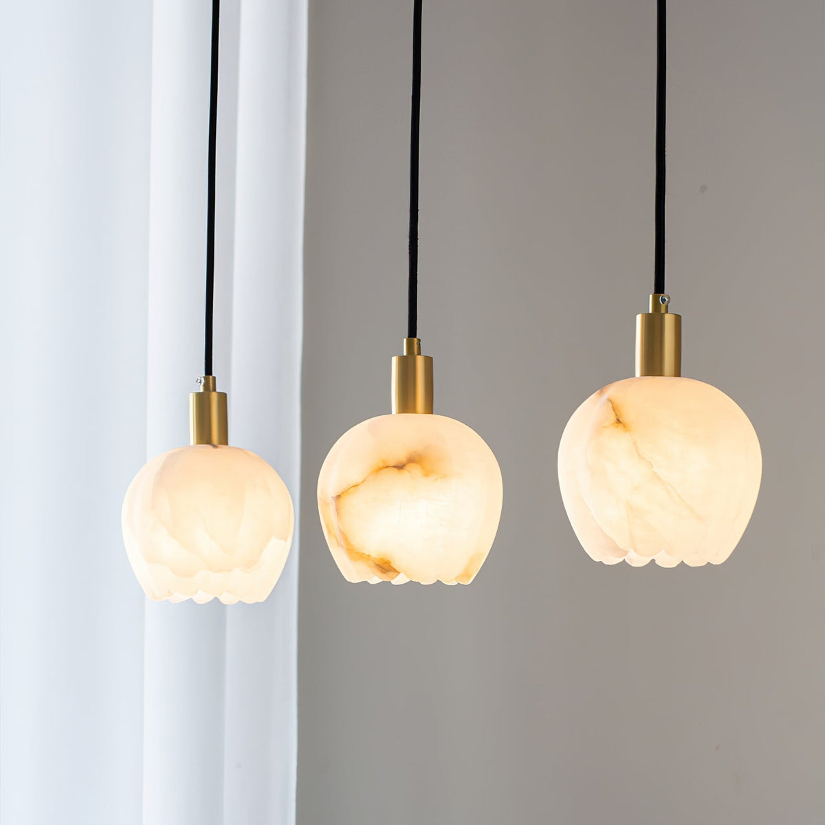 Brass Accents Pendant Light With Alabaster Flower