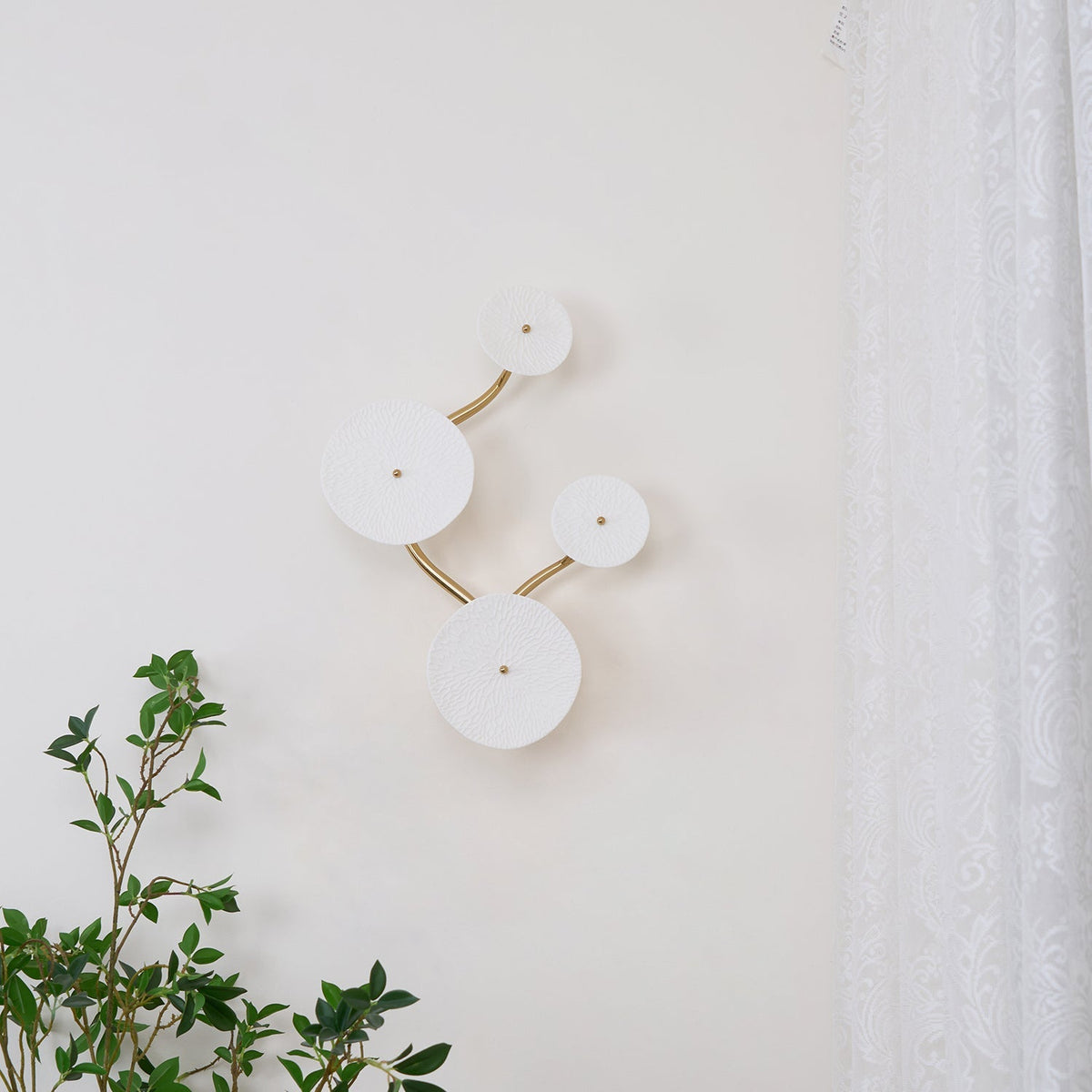 Lotus Petal Ceramic Serene Wall Light