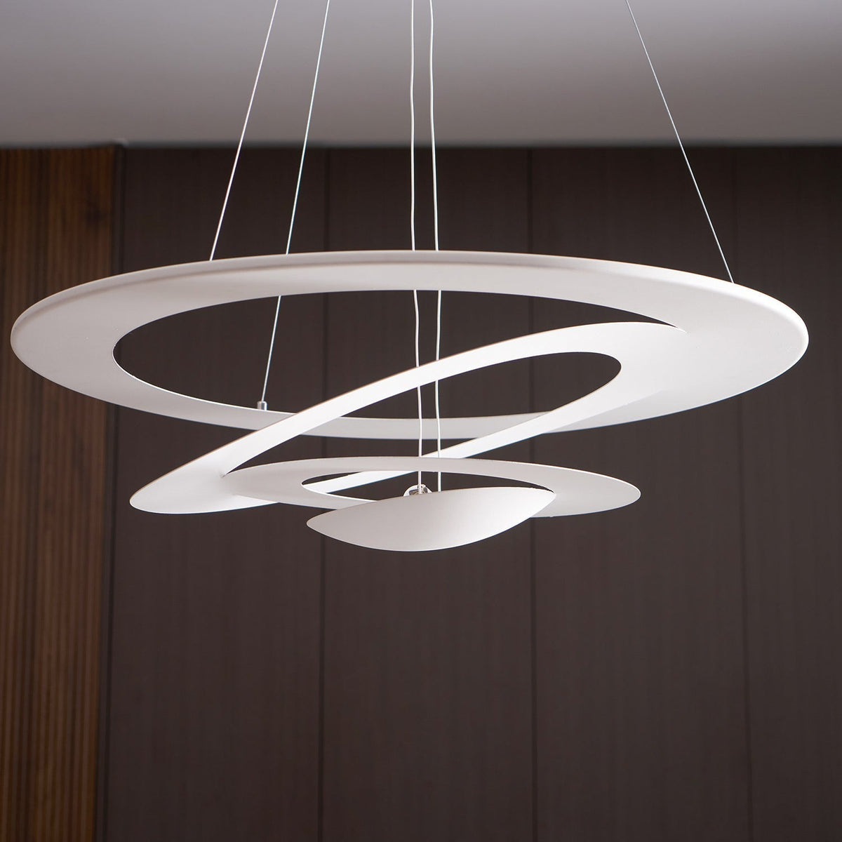 Warm Glow Modern Aluminum Lumenia Pendant Light