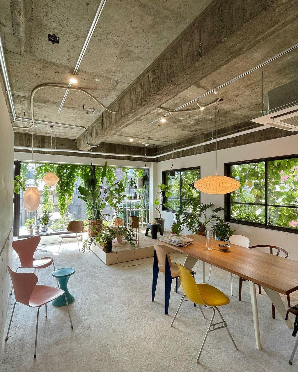 Modern White Pendant Light For Ambient Elegant Illumination