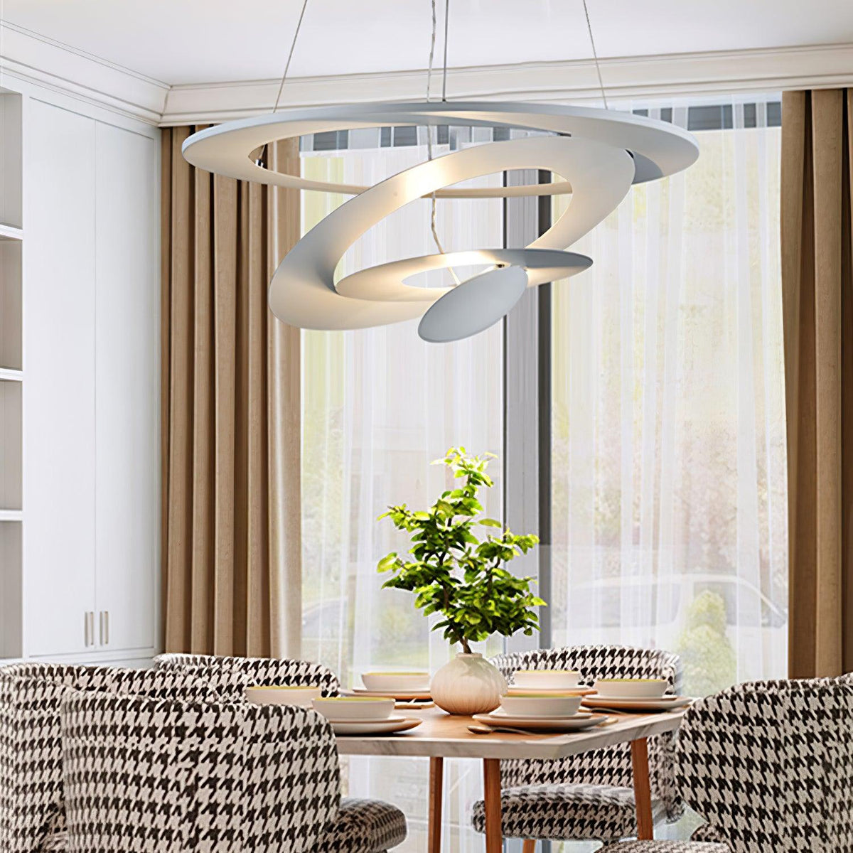 Warm Glow Modern Aluminum Lumenia Pendant Light