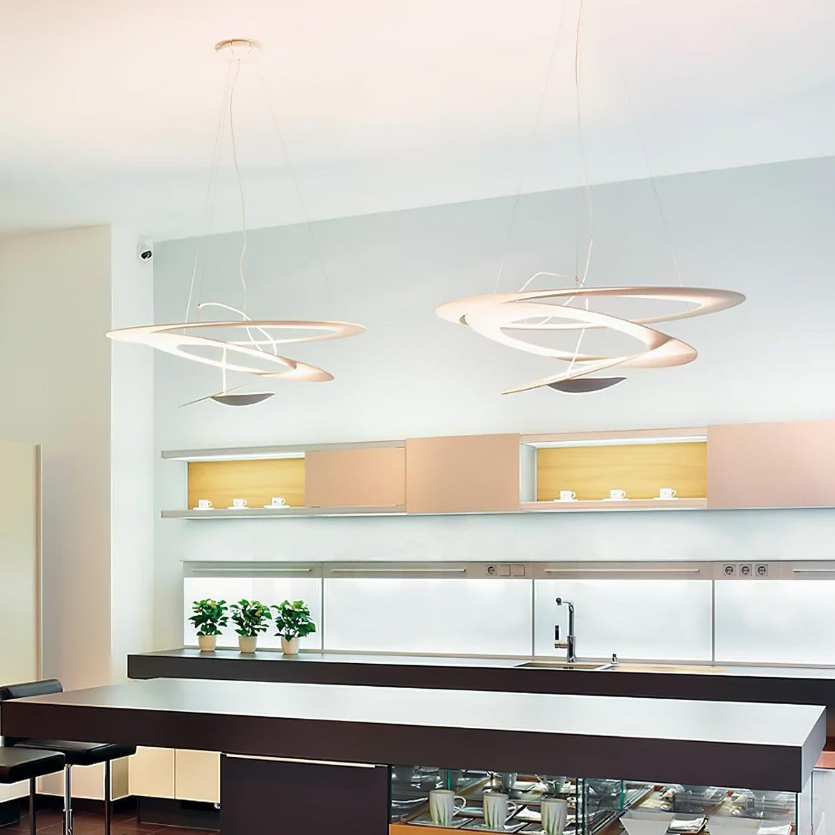 Warm Glow Modern Aluminum Lumenia Pendant Light