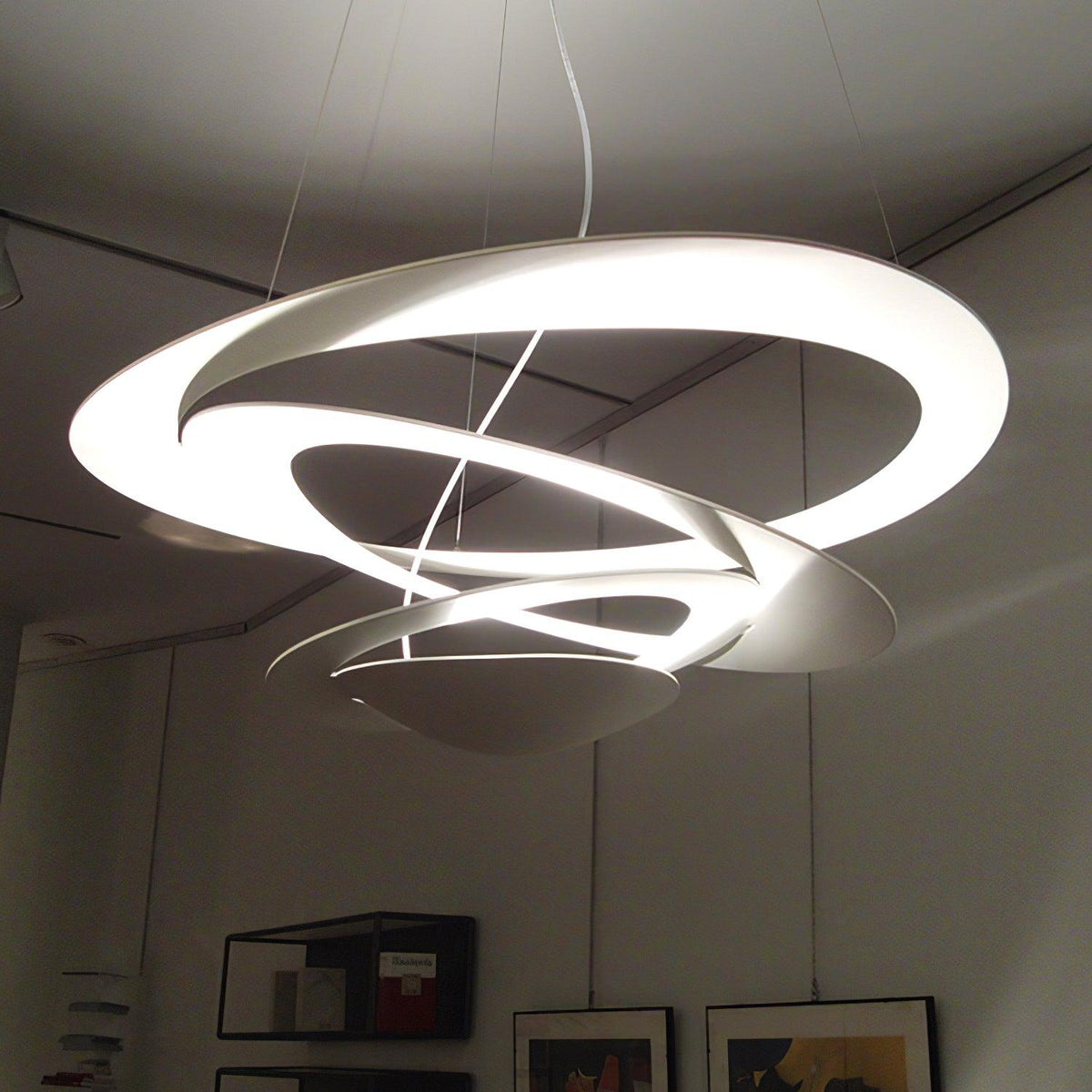 Warm Glow Modern Aluminum Lumenia Pendant Light