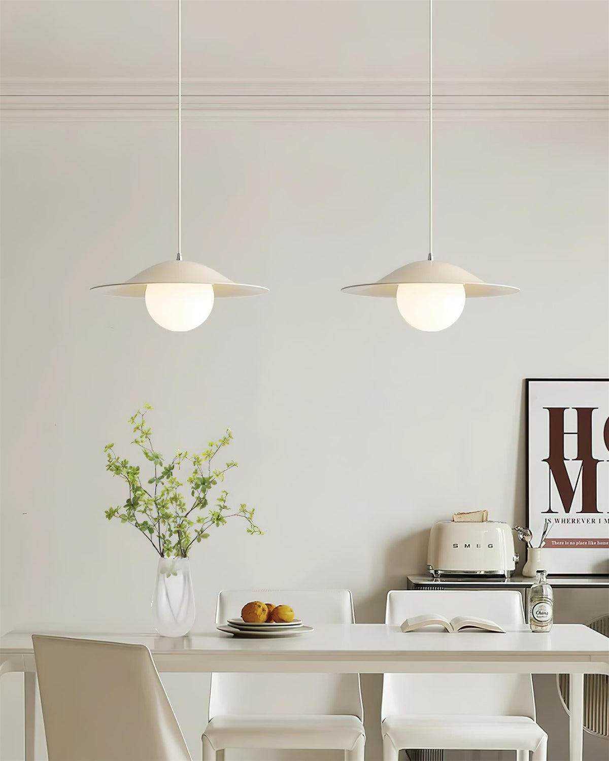 Glass Shade Metal Pendant Light For Warm Ambience