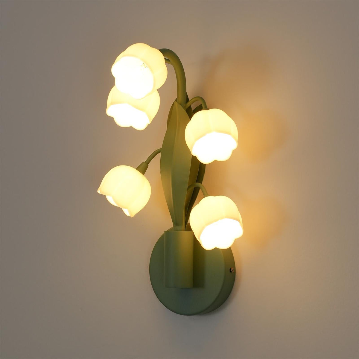 Indoor Wall Light With Lifelike Leaves Inspired By Orchid