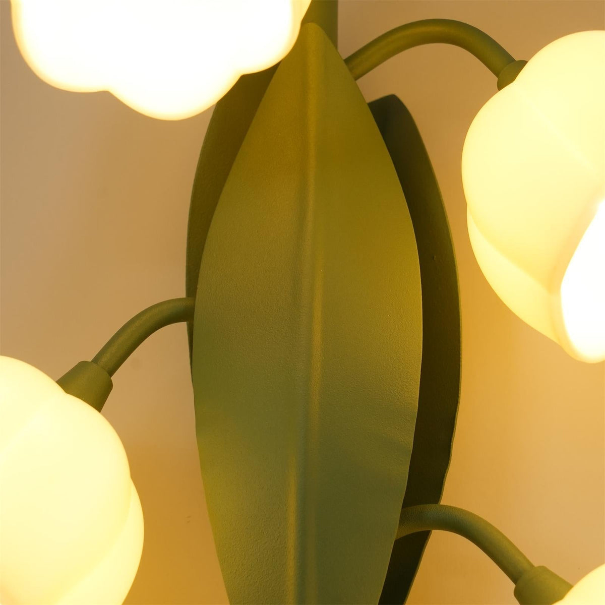 Indoor Wall Light With Lifelike Leaves Inspired By Orchid
