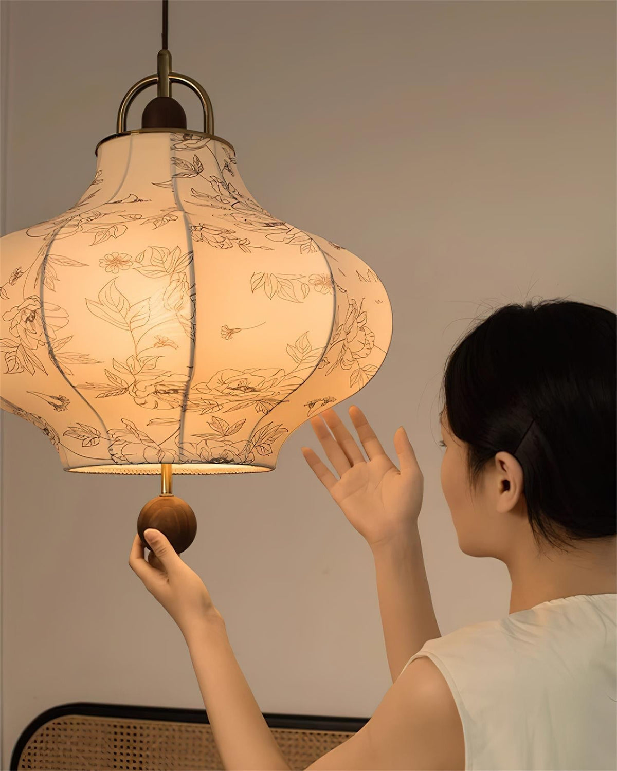 Cozy Ambience Fabric Pendant Light