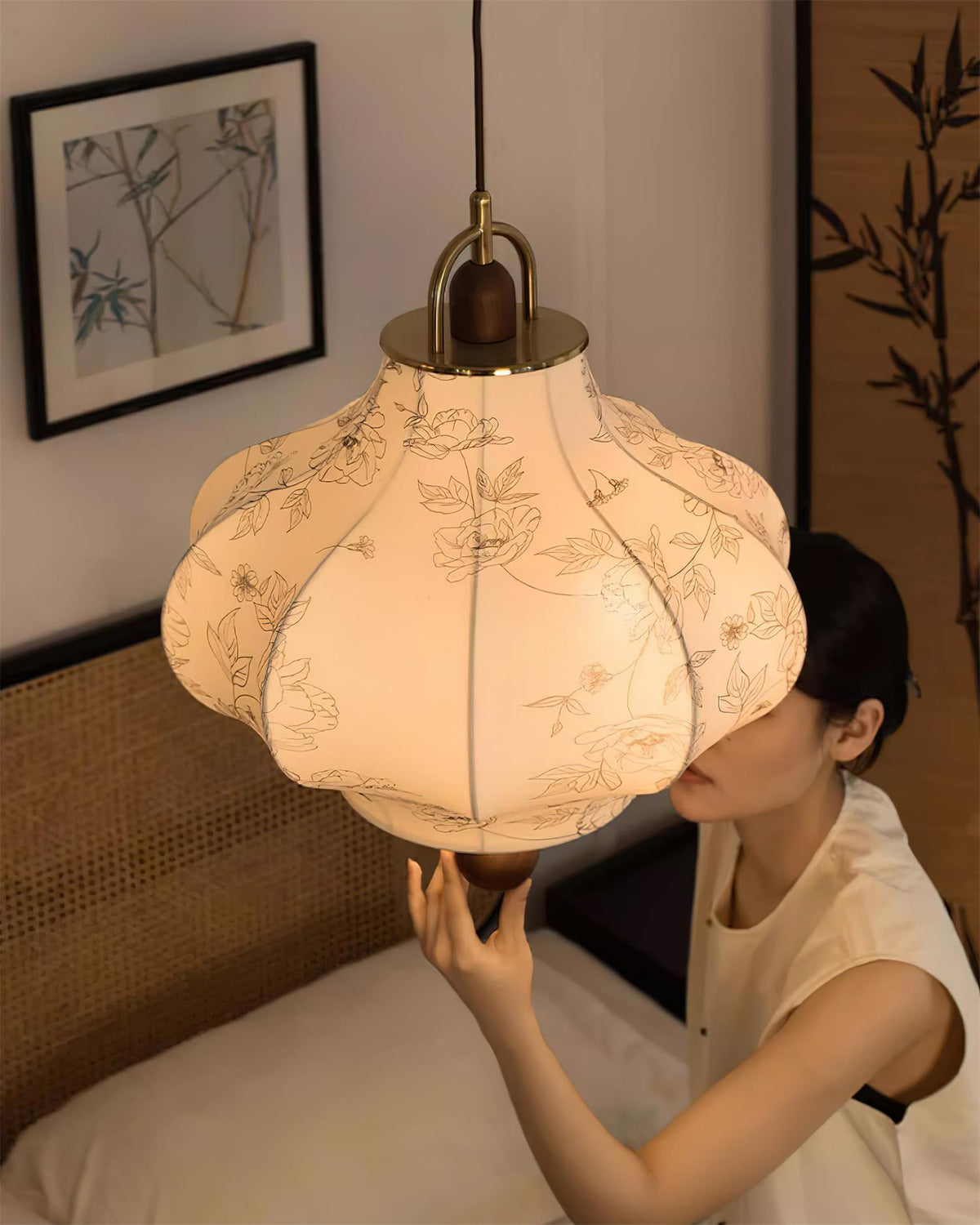 Cozy Ambience Fabric Pendant Light